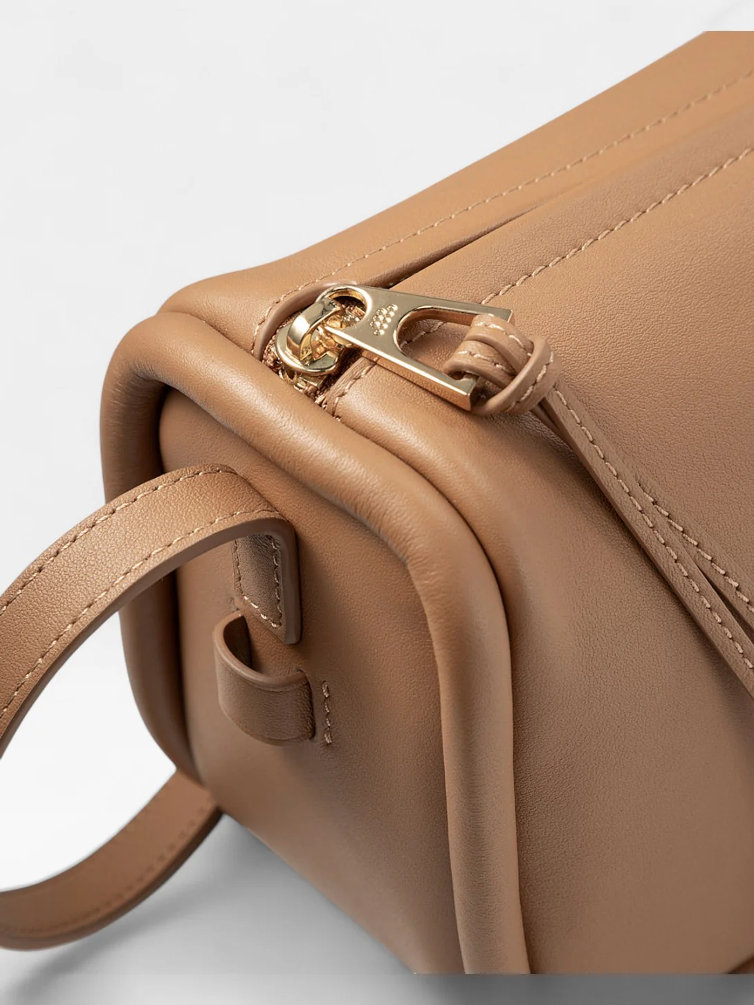Small Loaf Nappa Crossbody - Image 3