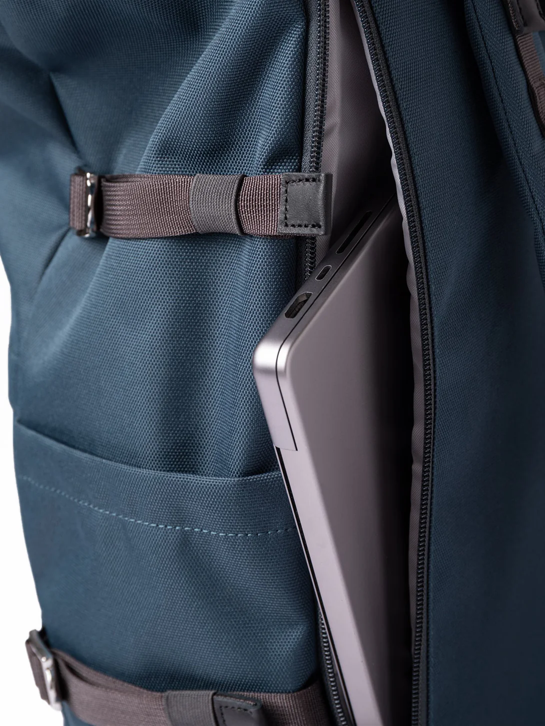 Bernt Backpack - Image 17