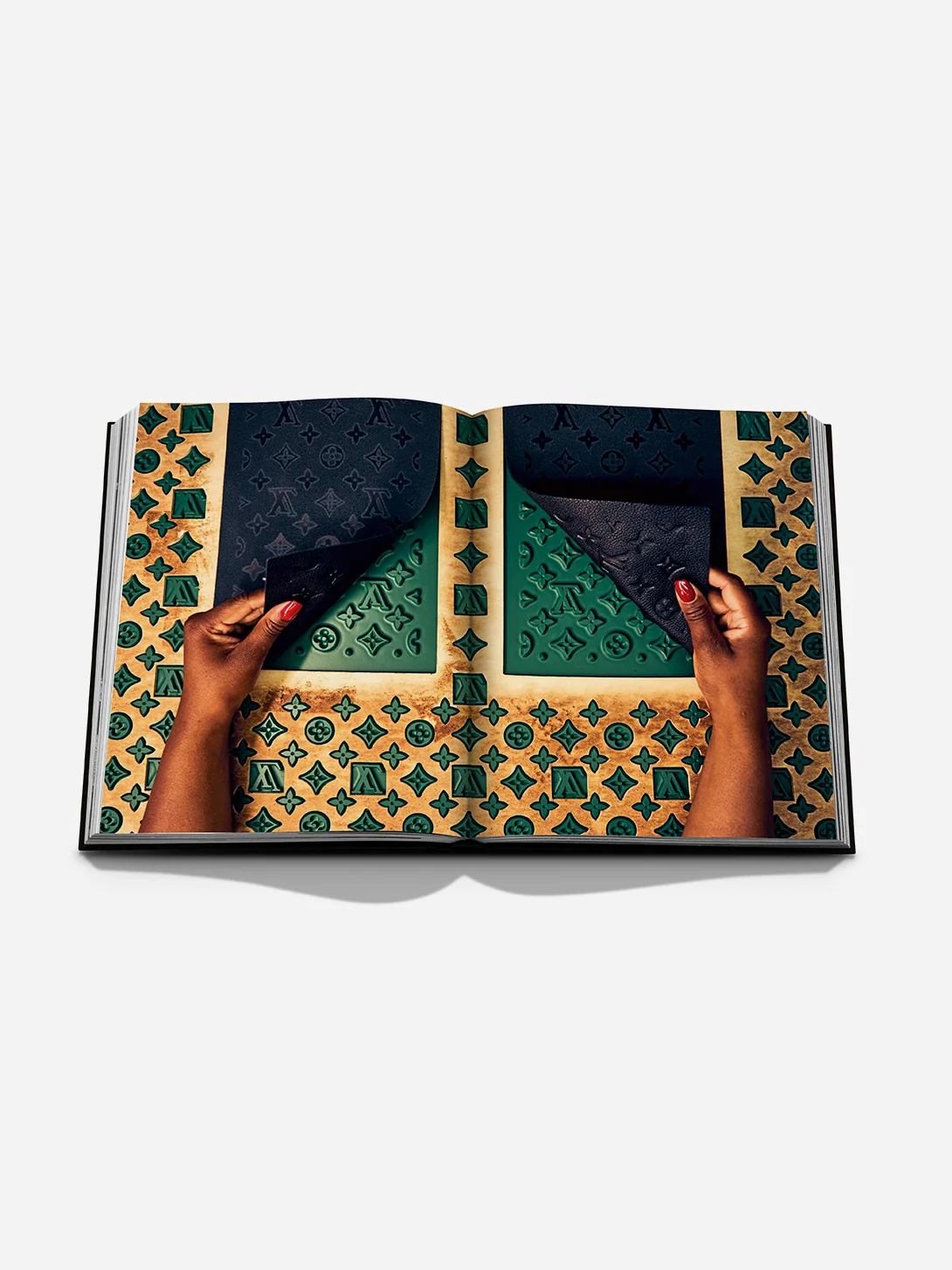 Louis Vuitton: Manufactures - Image 4