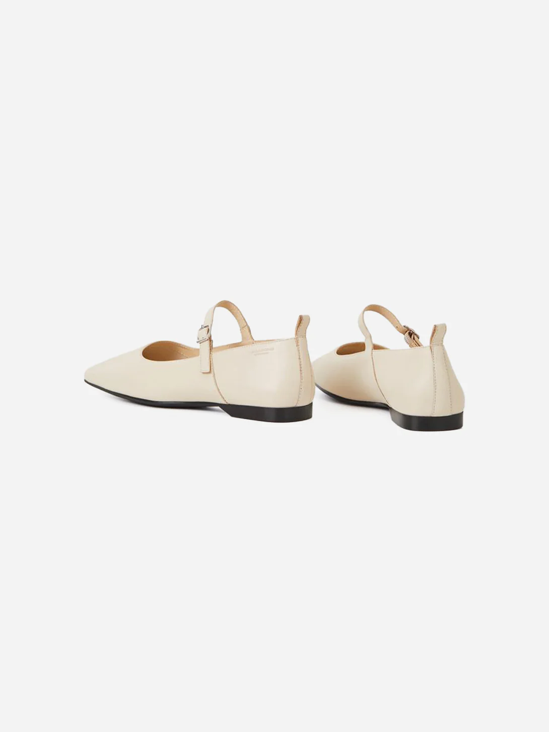 Delia - Image 3