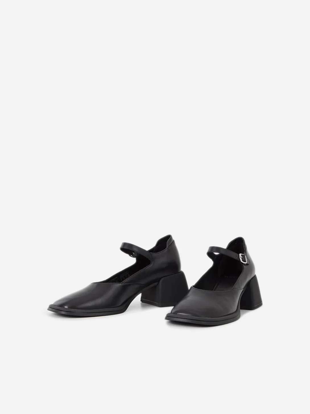 Ansie Pumps - Image 3