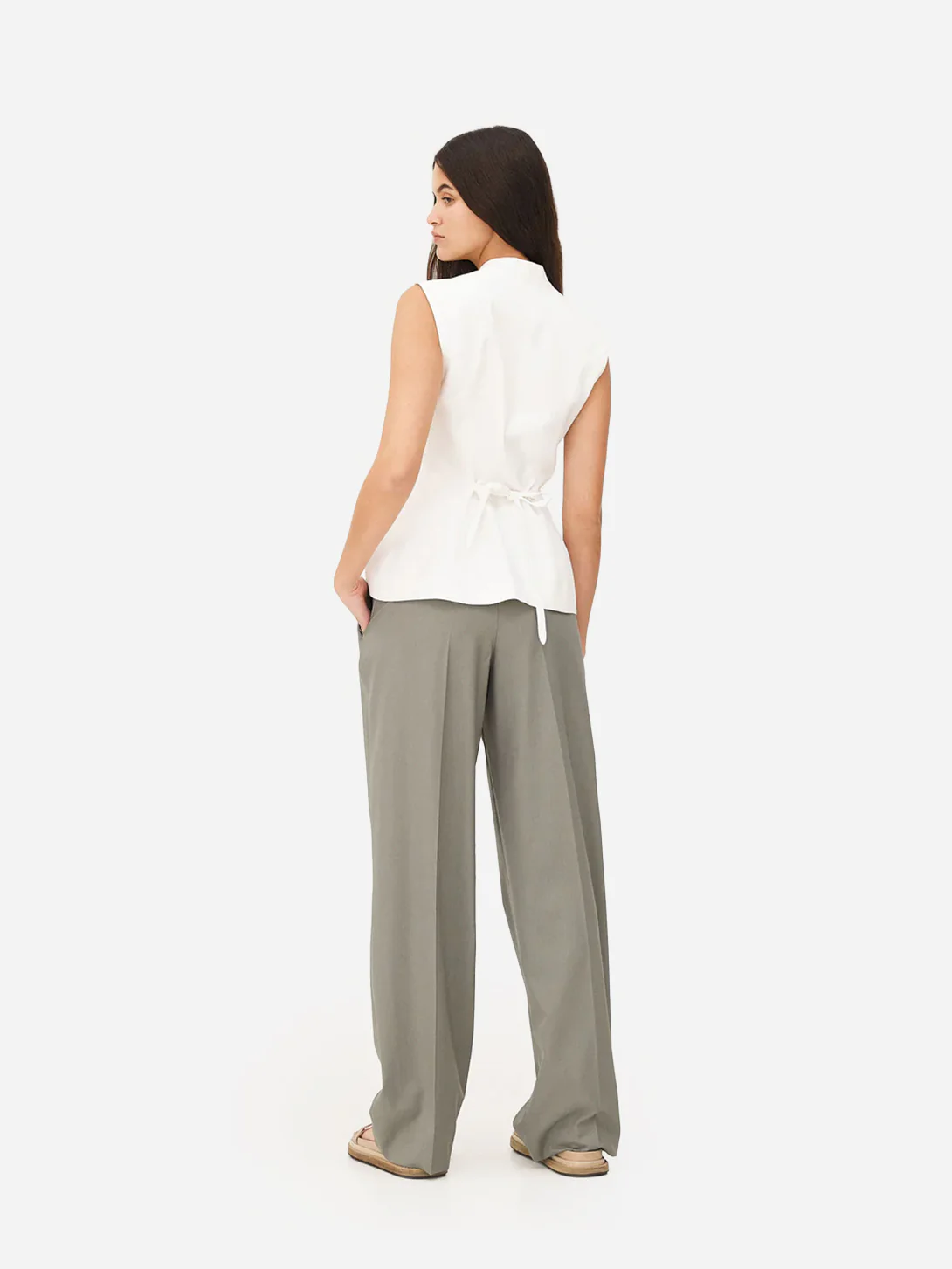Hegra Vest - Image 3